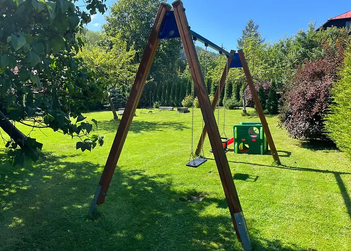 דירה Chabrow 4, Dom 2 *