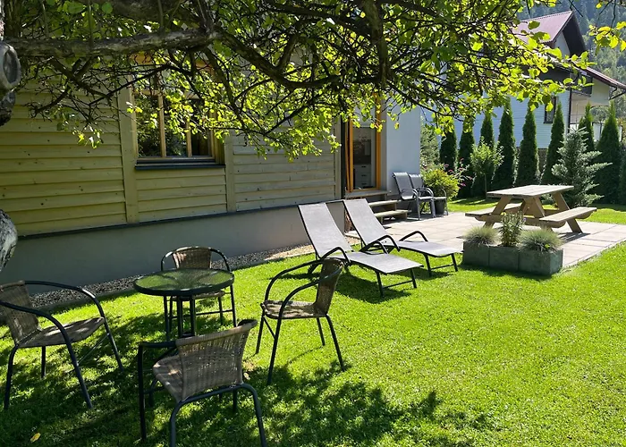 דירה Chabrow 4, Dom 2 *